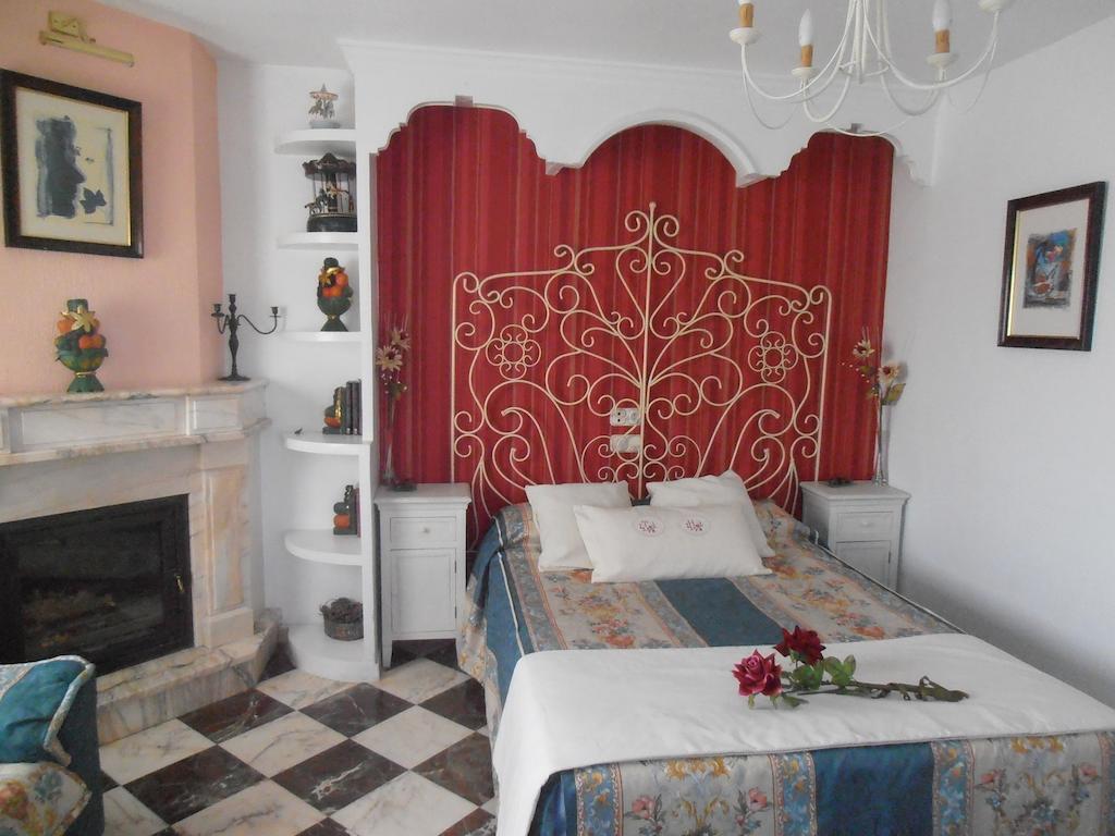 Alojamiento Rural Torre Hueca Hotel Pinos Puente Room photo