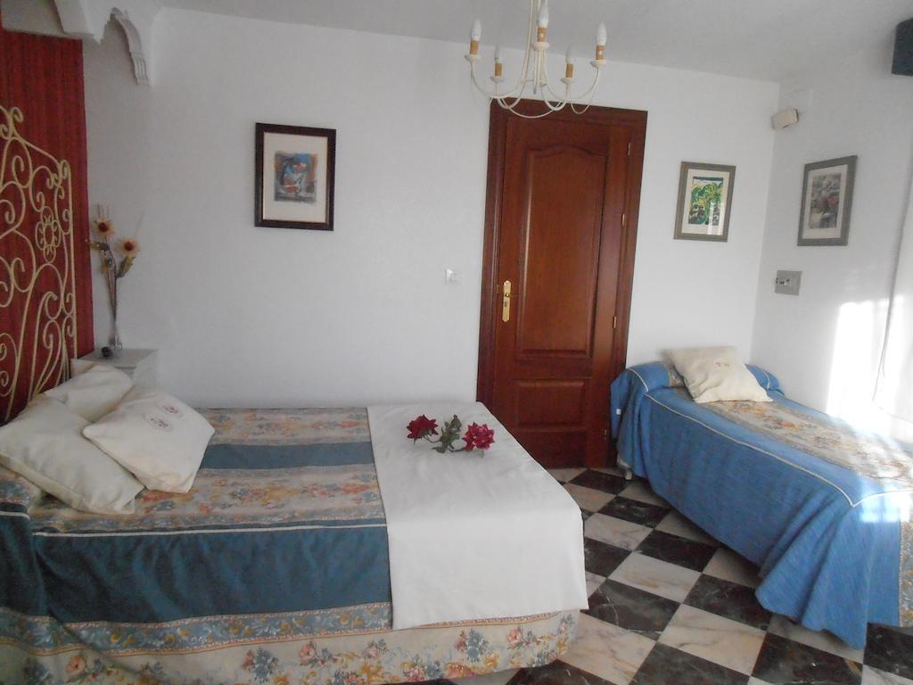 Alojamiento Rural Torre Hueca Hotel Pinos Puente Room photo